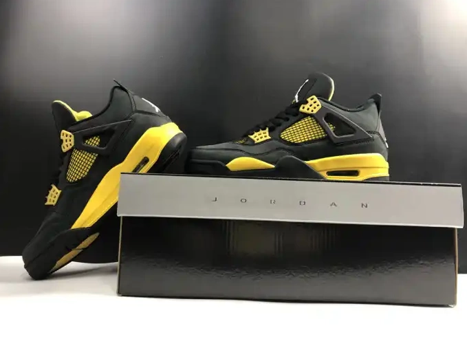 Chep Onekick Thunder Jordan Air 308497-008 4 Retro 0422